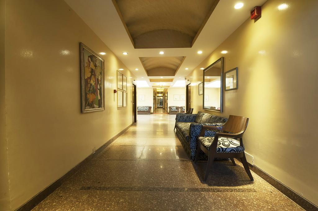 The Corus Hotel Nowe Delhi Zewnętrze zdjęcie
