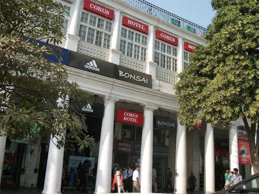 The Corus Hotel Nowe Delhi Zewnętrze zdjęcie