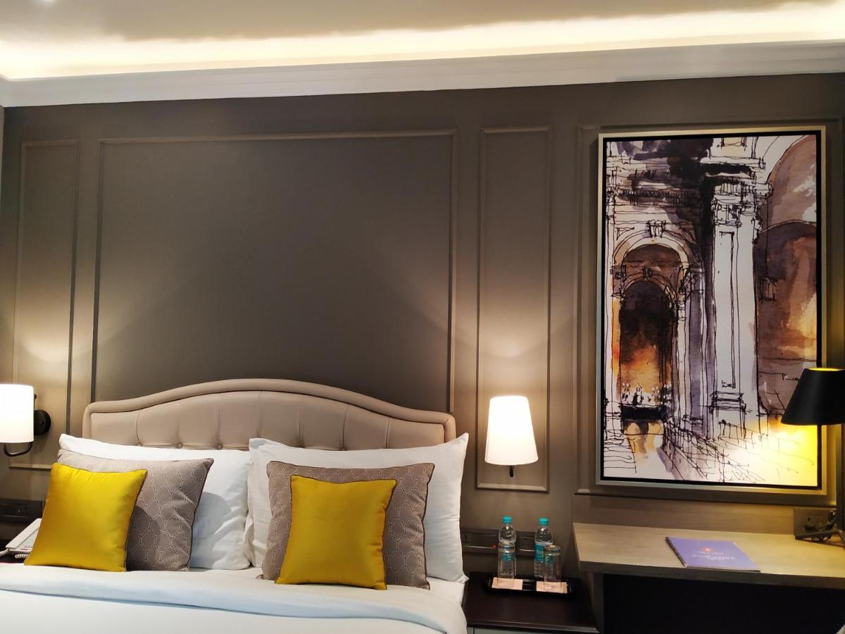 The Corus Hotel Nowe Delhi Zewnętrze zdjęcie